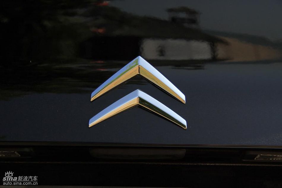 东风雪铁龙C5外观实拍图