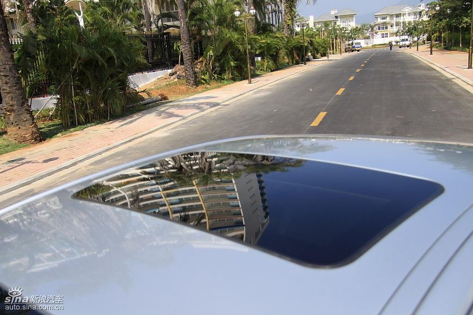 东风雪铁龙C5外观实拍图