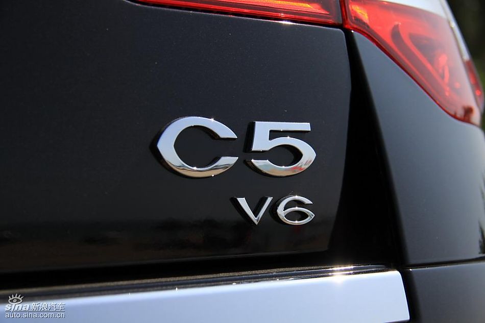 东风雪铁龙C5外观实拍图