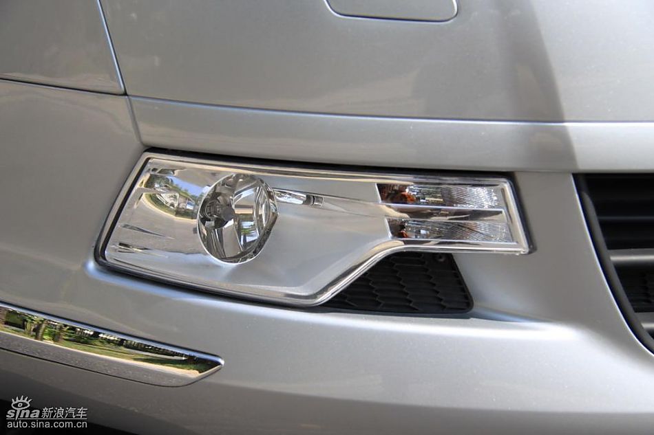 东风雪铁龙C5外观实拍图