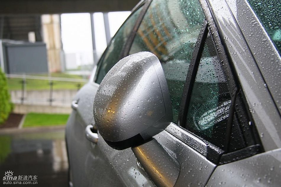 雪铁龙新C5外观实拍图