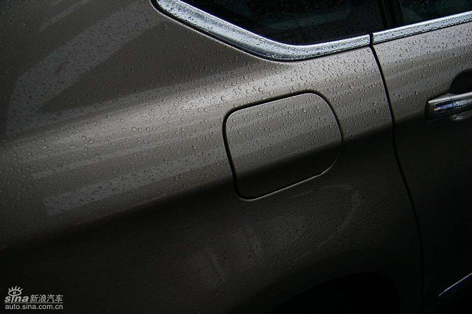 雪铁龙新C5外观实拍图