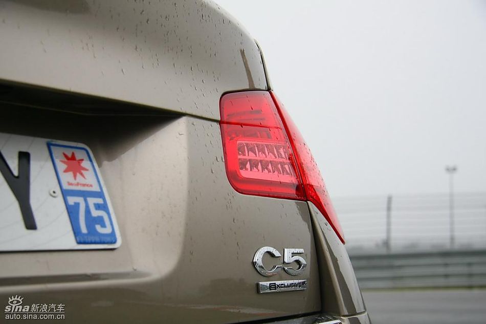 雪铁龙新C5外观实拍图