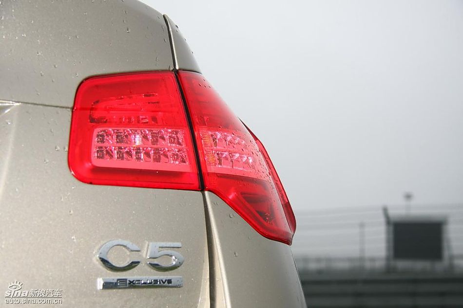 雪铁龙新C5外观实拍图