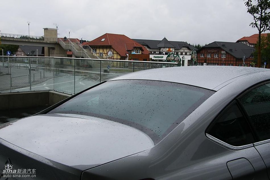 雪铁龙新C5外观实拍图