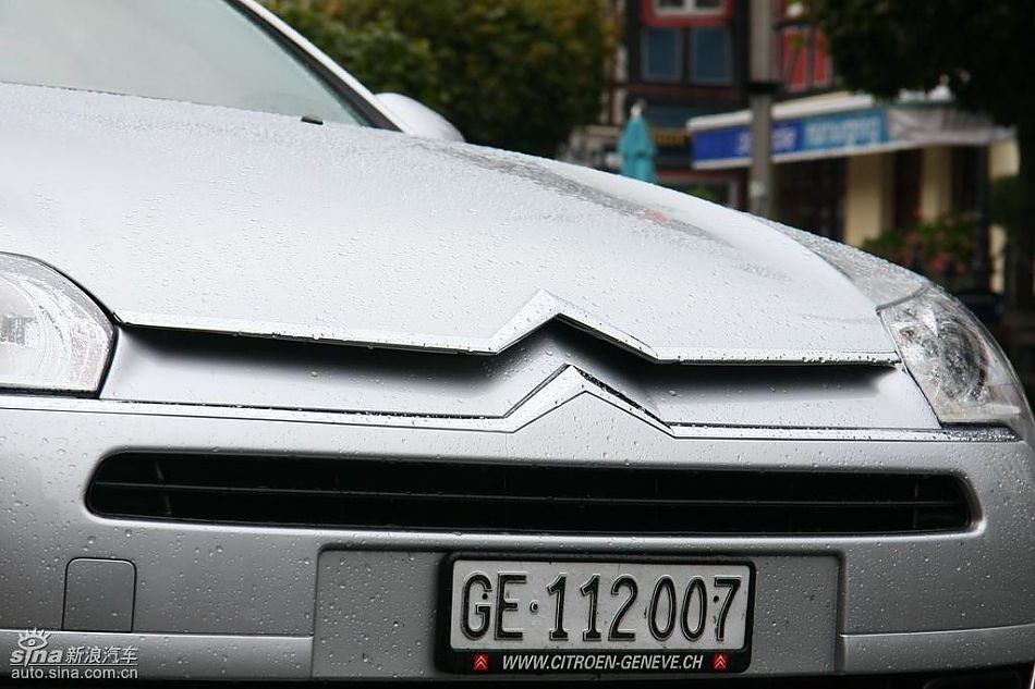 雪铁龙新C5外观实拍图