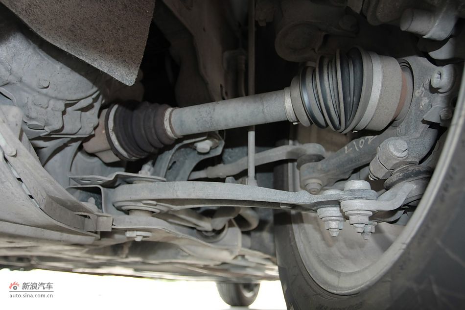 2010款东风雪铁龙C5 2.3L尊贵型