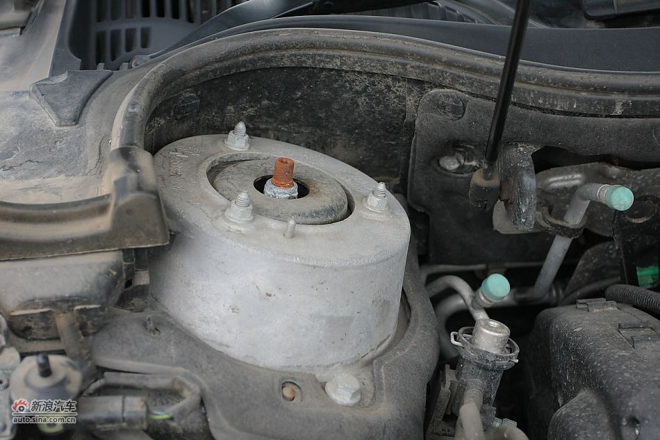 2010款东风雪铁龙C5 2.3L尊贵型