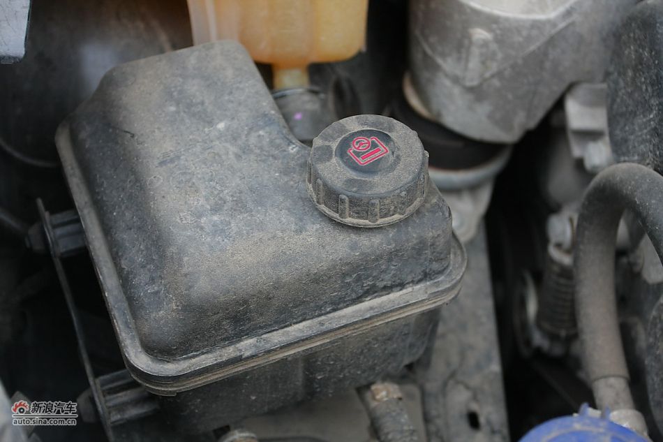 2010款东风雪铁龙C5 2.3L尊贵型