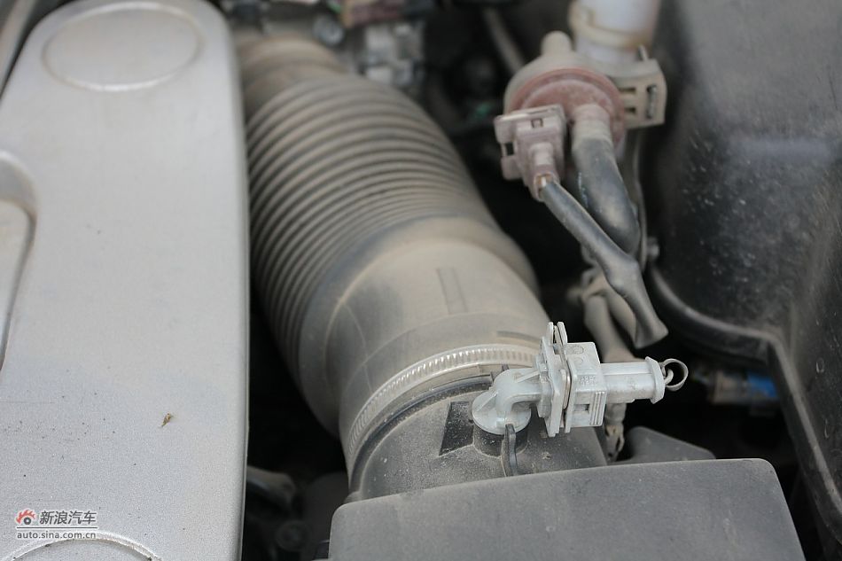 2010款东风雪铁龙C5 2.3L尊贵型