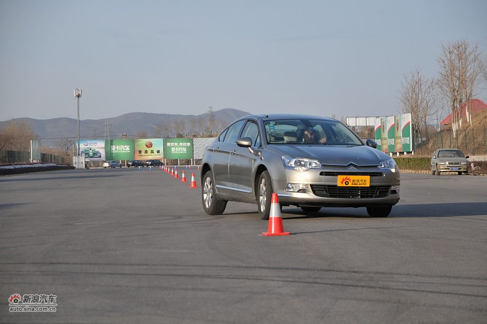 试车动态实拍