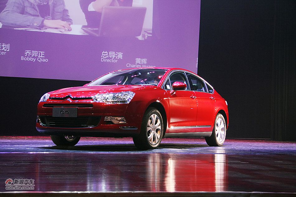 东风雪铁龙C5 拉菲红