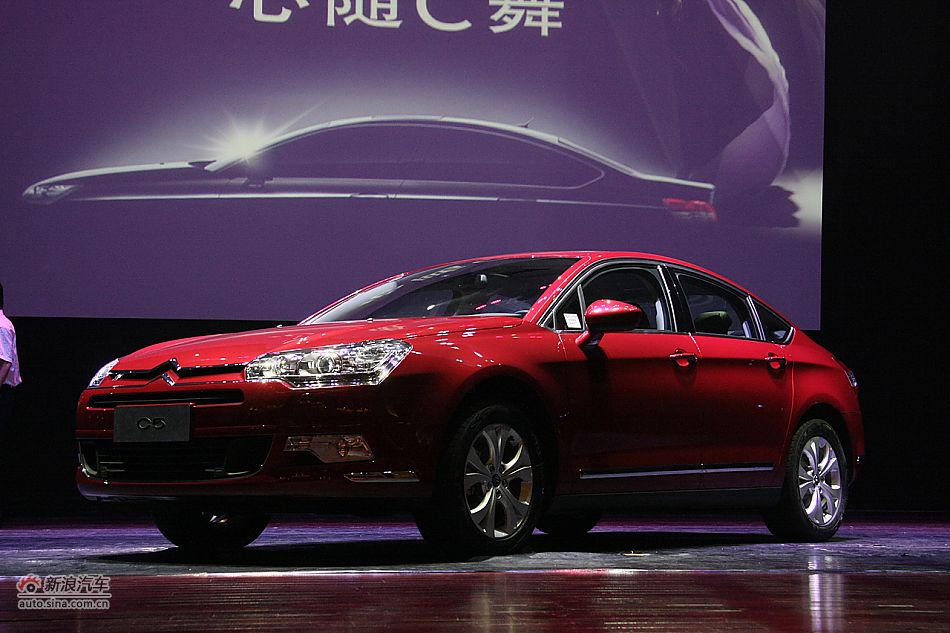 东风雪铁龙C5 拉菲红