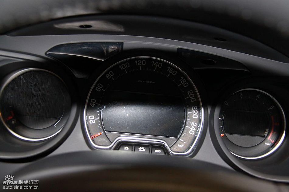 神龙公司第二工厂实拍