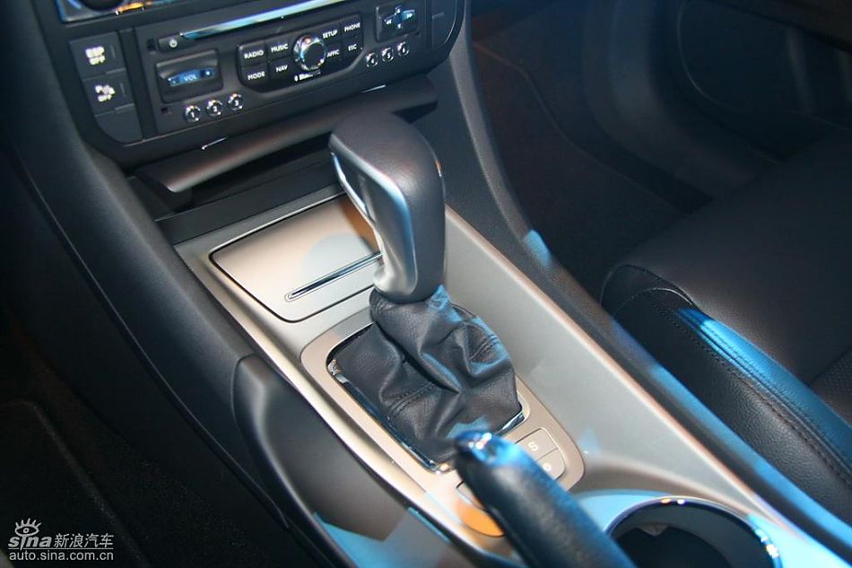 东风雪铁龙C5内饰