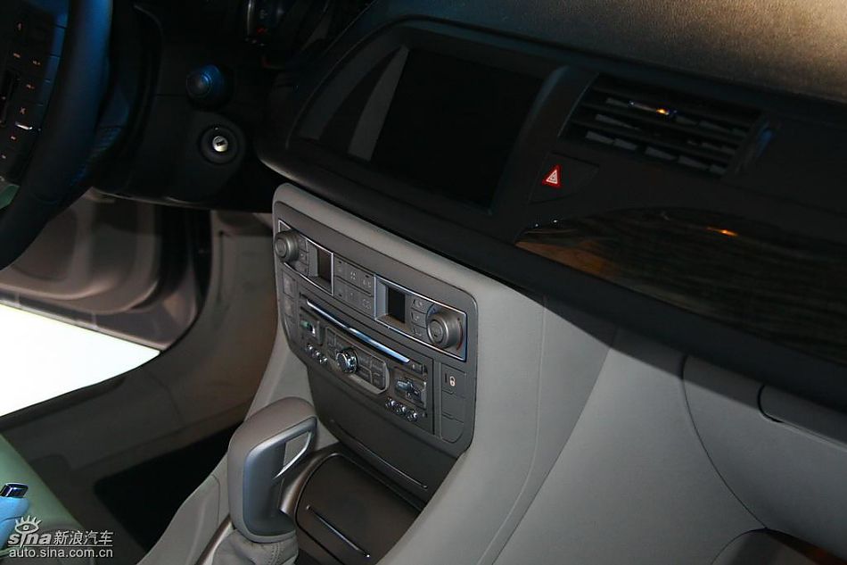 东风雪铁龙C5内饰