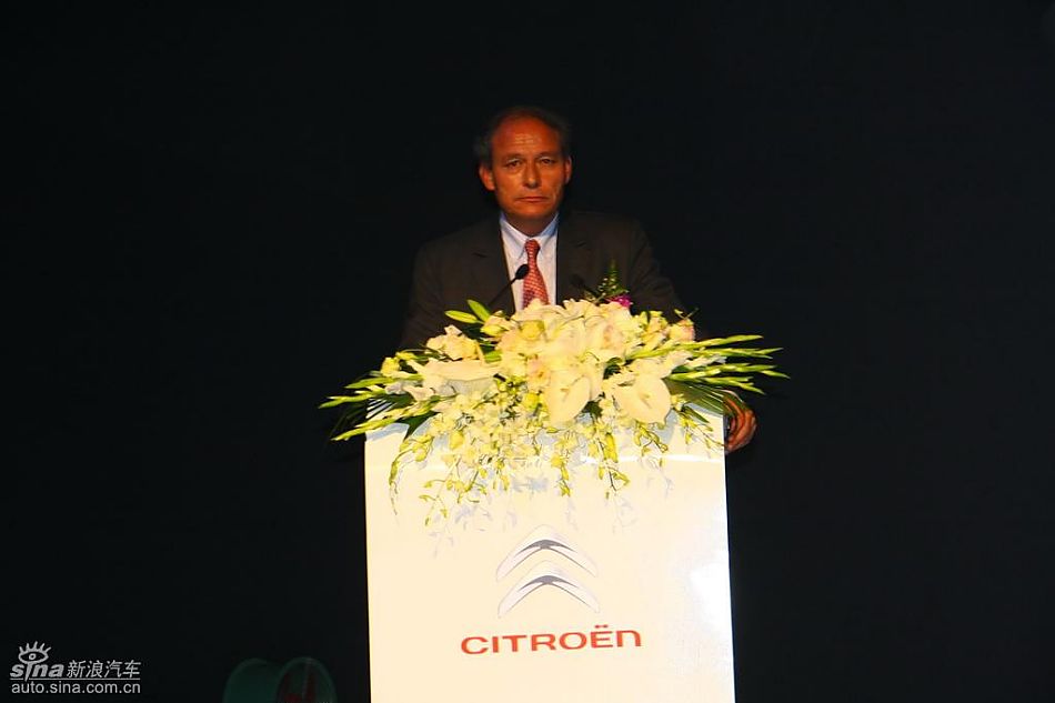 雪铁龙总经理鹏飞致词