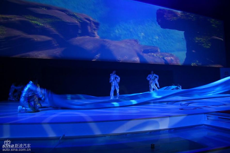 东风雪铁龙C5发布会现场舞蹈