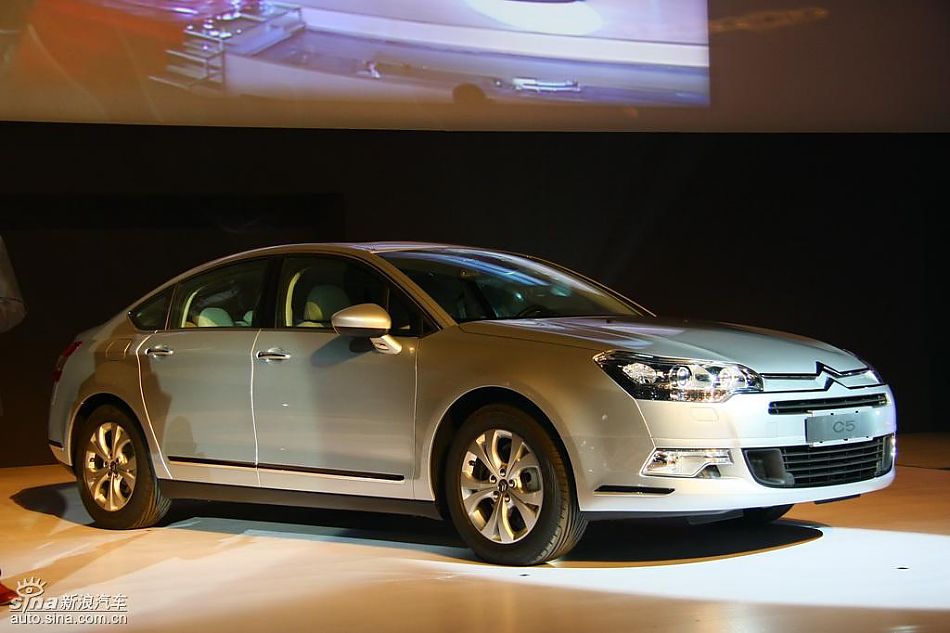 东风雪铁龙C5亮相