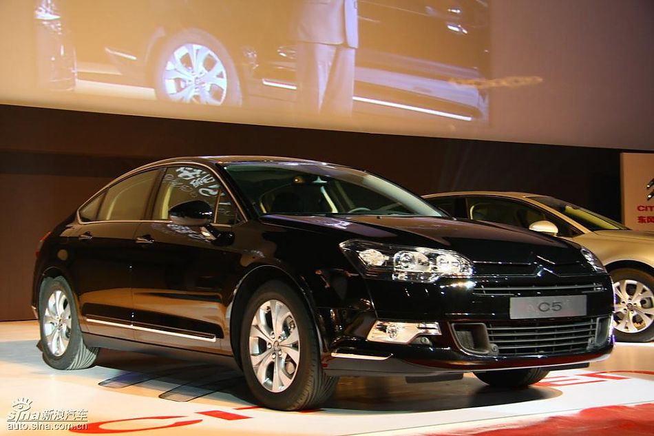 东风雪铁龙C5亮相