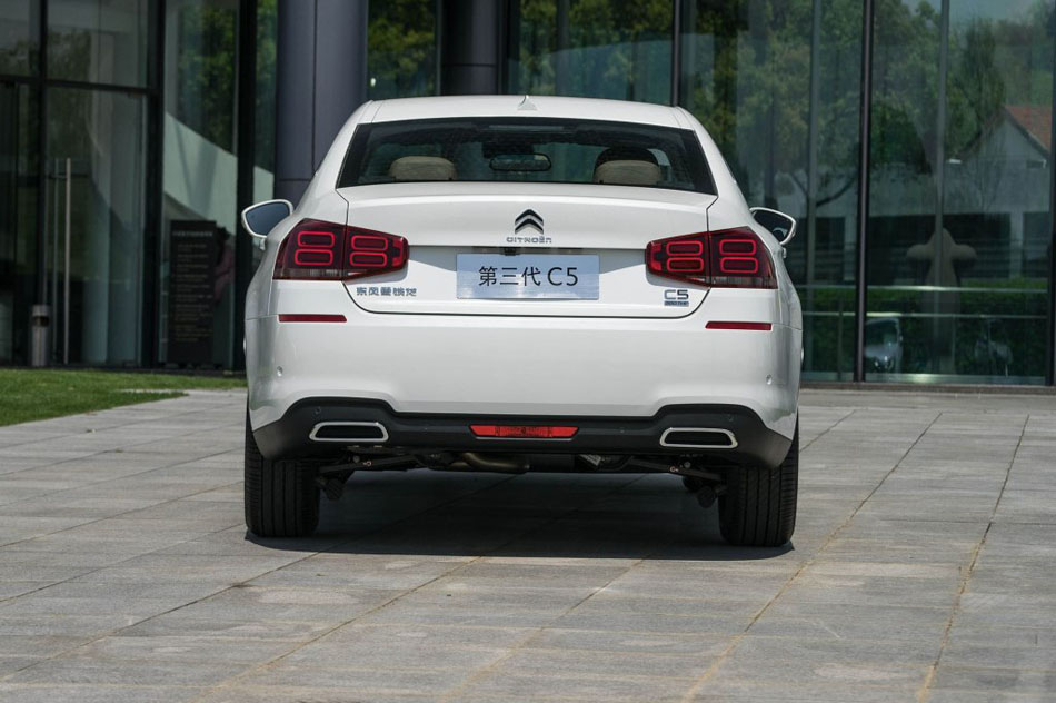 2017款 380THP 自动尊贵型 外观