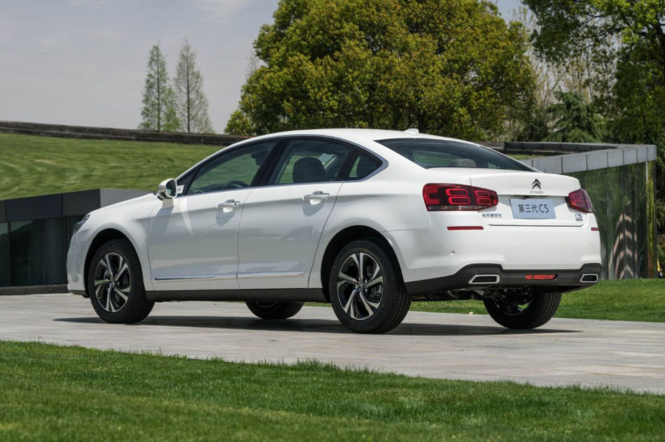 2017款 380THP 自动尊贵型 外观