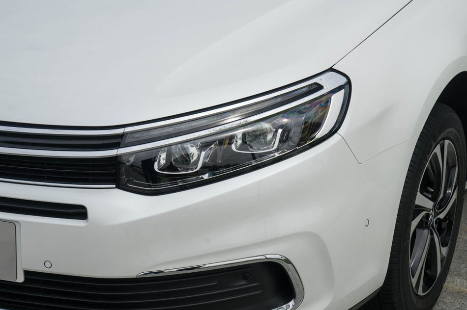 2017款 380THP 自动尊贵型 细节