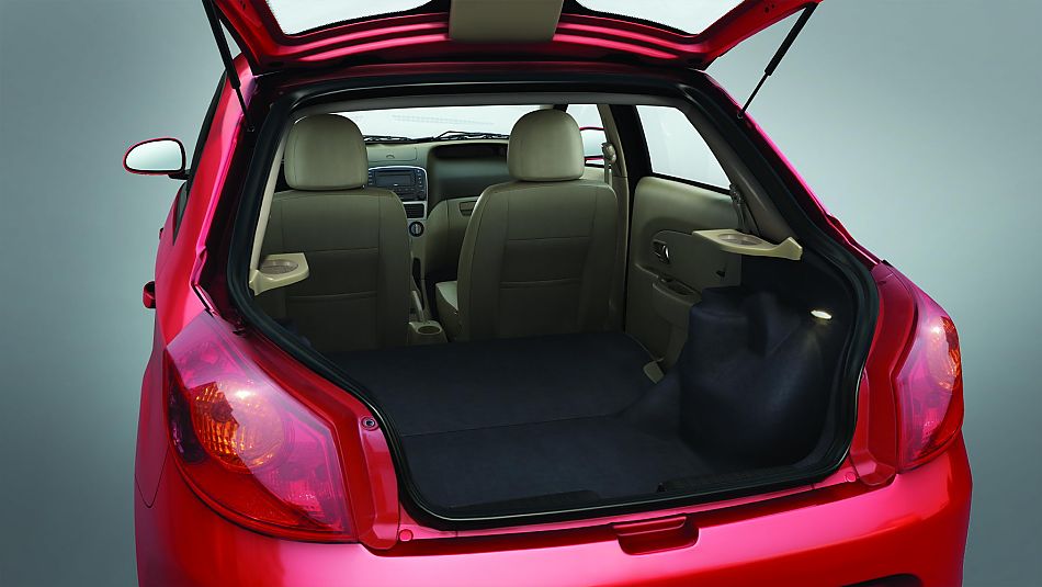 奇瑞风云2官方资料图内饰