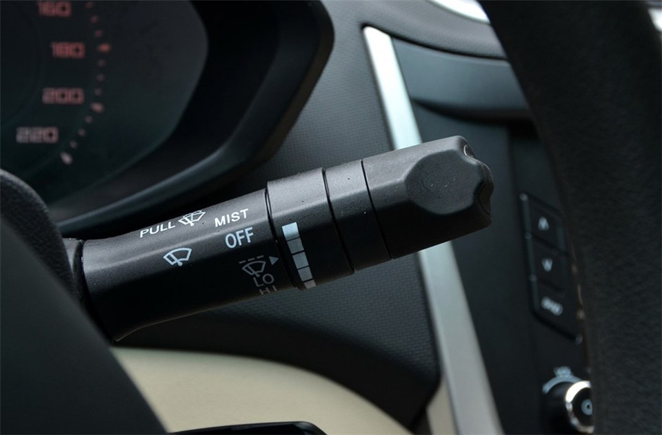 2013款 掀背 1.5L MT 畅意版