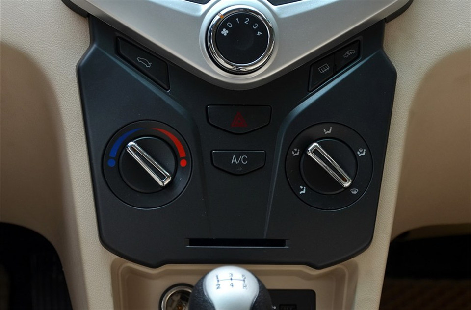 2013款 掀背 1.5L MT 畅意版