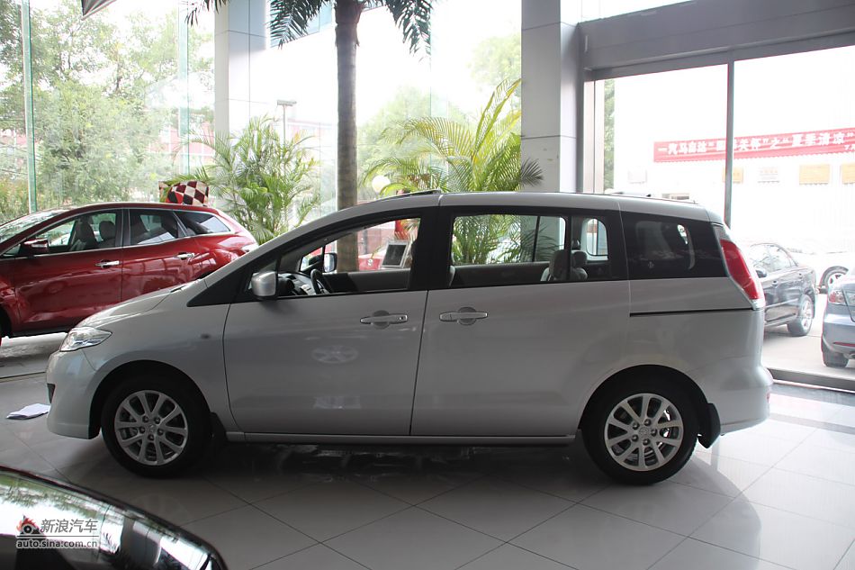 车辆外观及细节