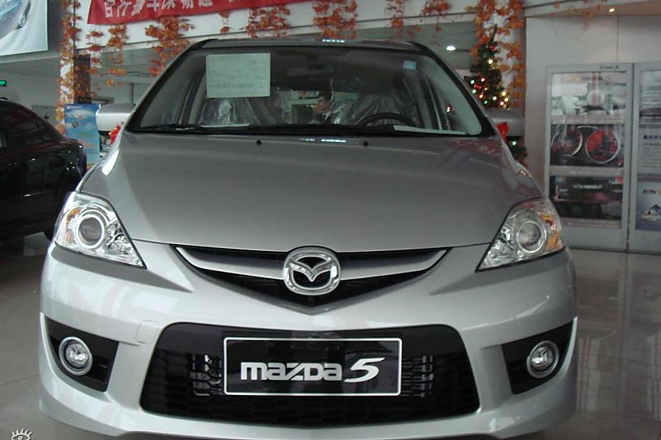 全新马自达5到店实拍