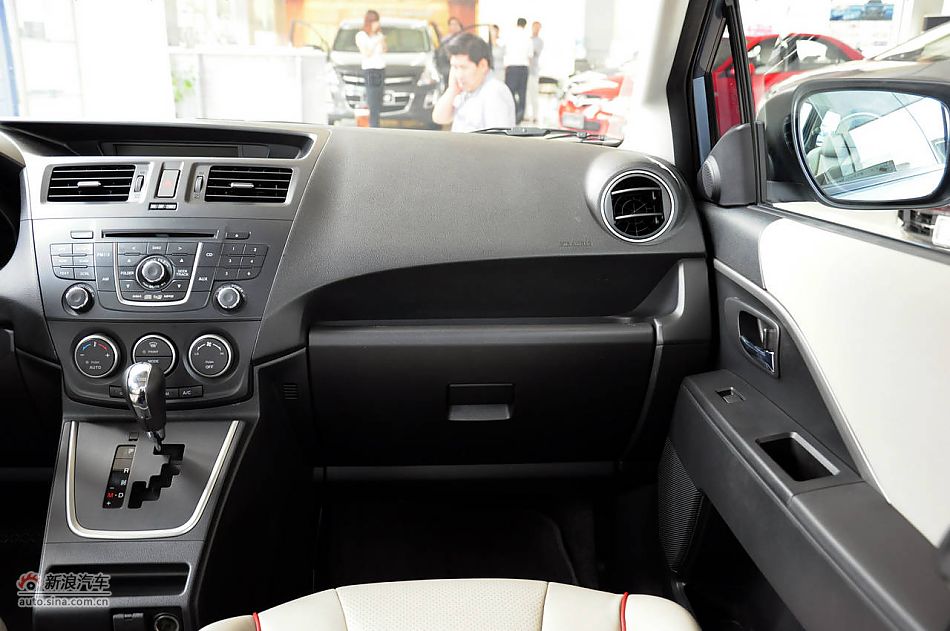 2011款马自达5实拍