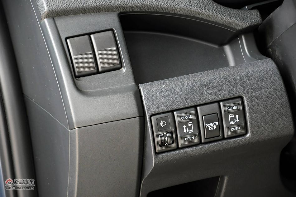 2011款马自达5实拍