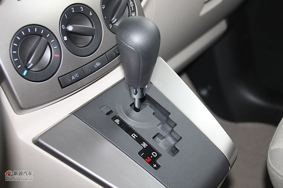 内饰部分及细节