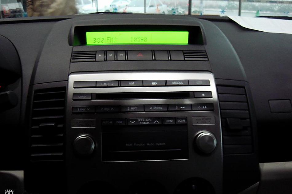 全新马自达5到店实拍