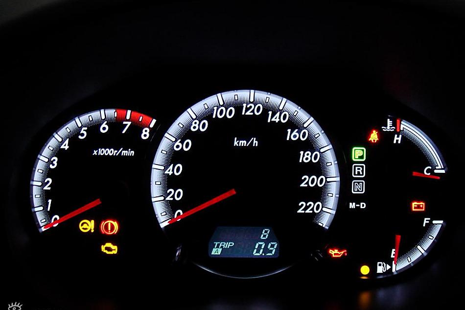 全新马自达5到店实拍