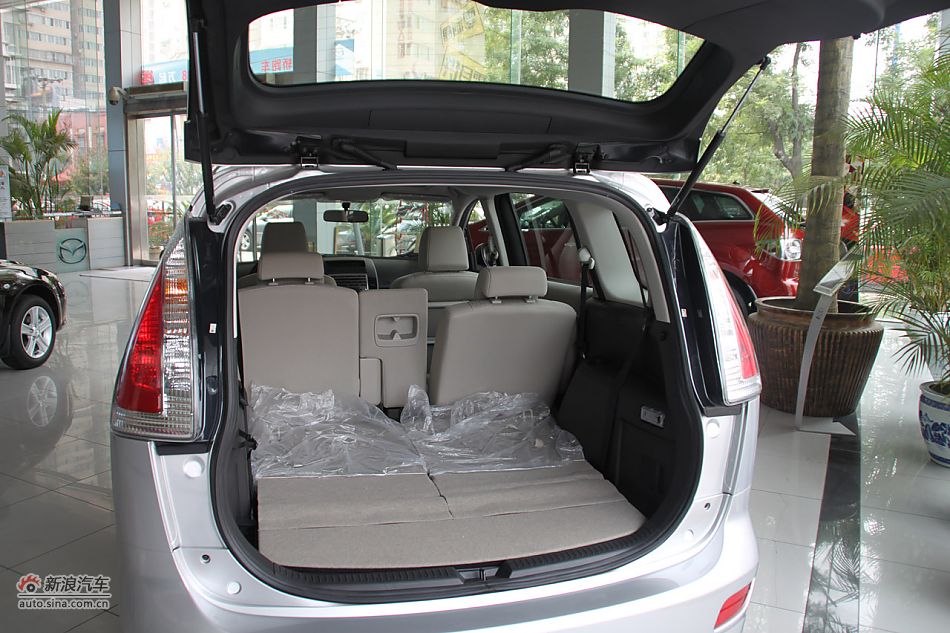 车辆外观及细节