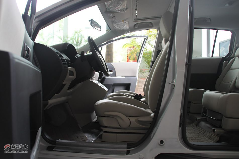 内饰部分及细节