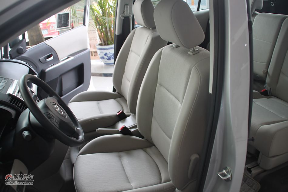 内饰部分及细节