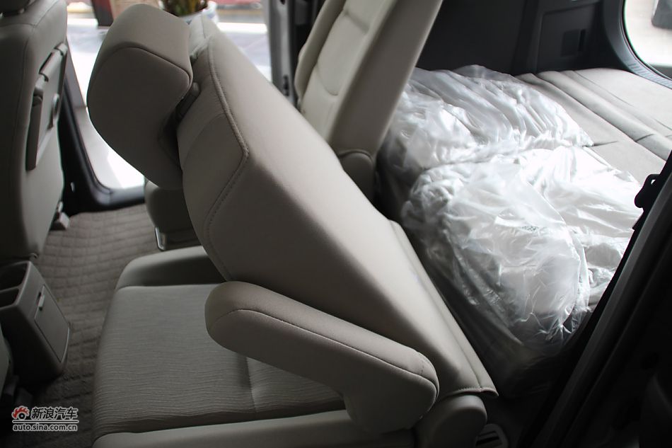 发动机、底盘悬挂及后备箱