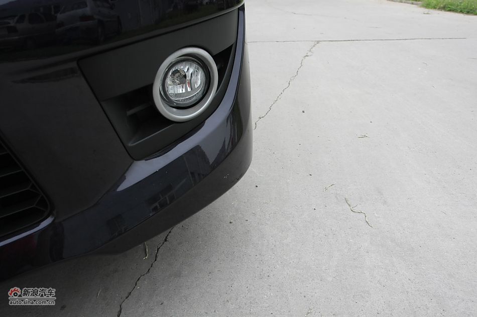 车辆外观及细节