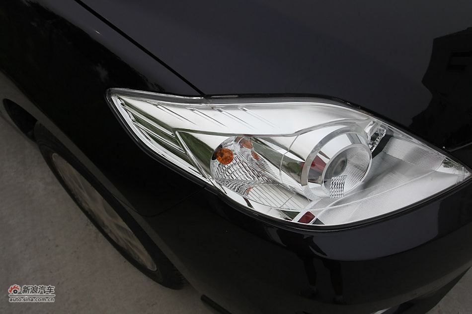 车辆外观及细节