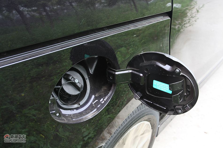 车辆外观及细节