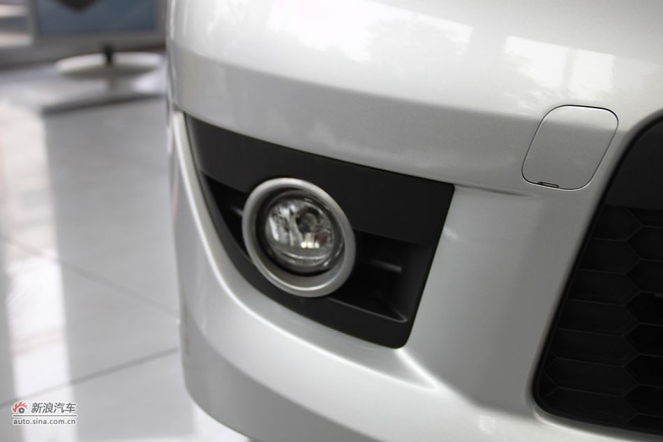 车辆外观及细节