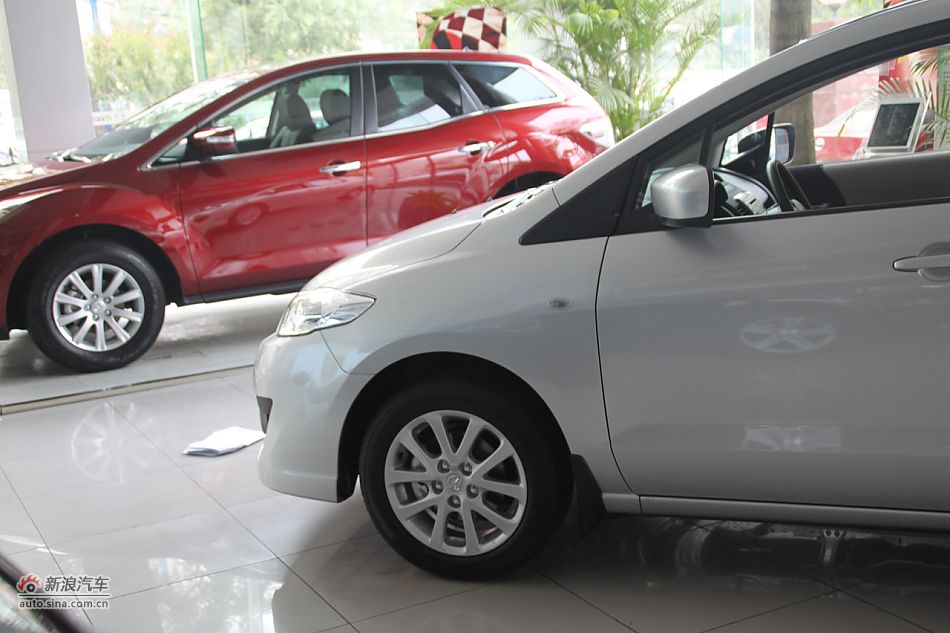 车辆外观及细节