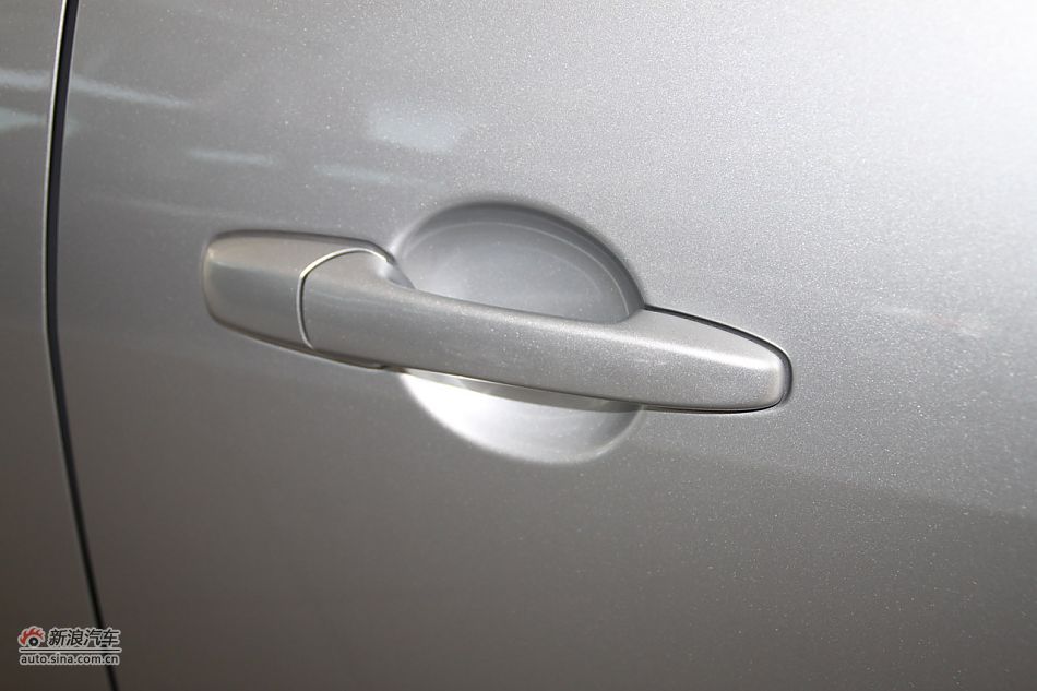 车辆外观及细节