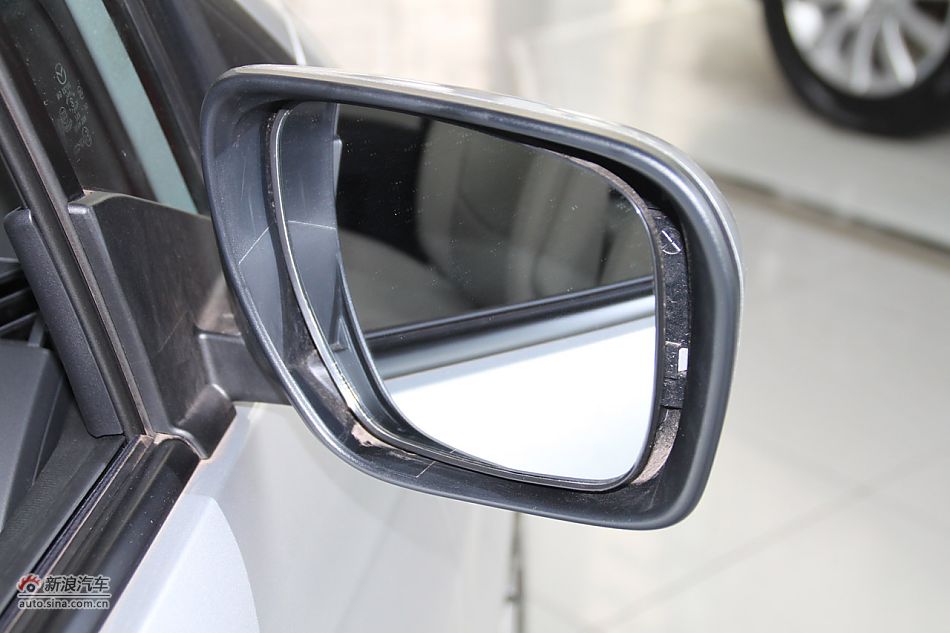 车辆外观及细节