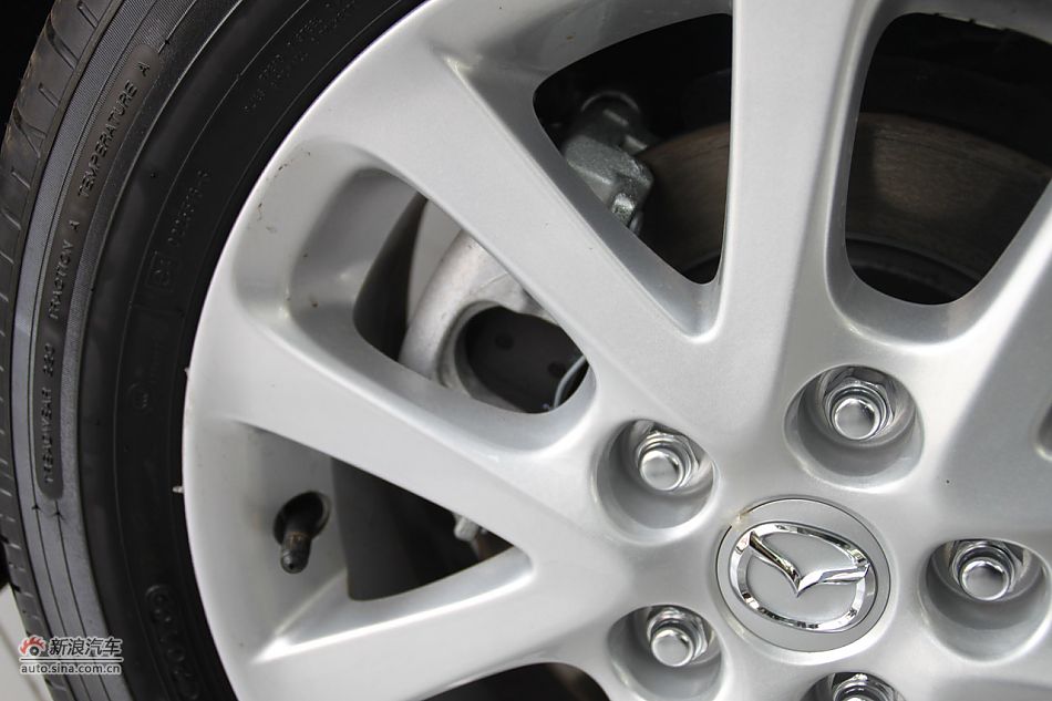 车辆外观及细节