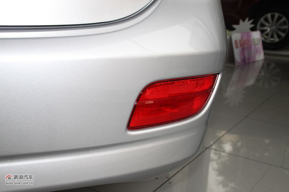 车辆外观及细节